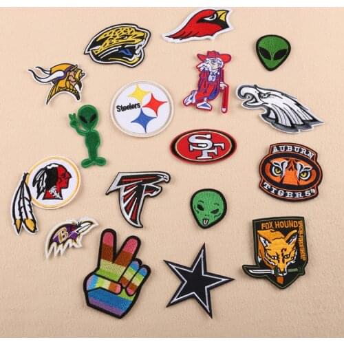 Customizable Wholesale Computer Emboridery Label Clothing Accessories Embroidery Patch Badge Cloth Stickers