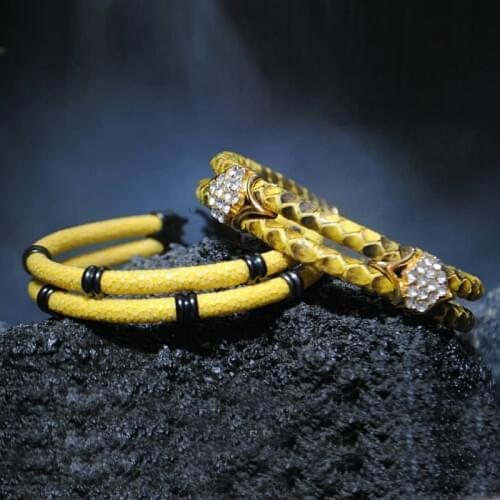 A Set Fashion Two Layer Blue Stingray Leather White Zircon Bracelet Gold Stainless Steel Clasp Bracelet Bangle for Party Gift