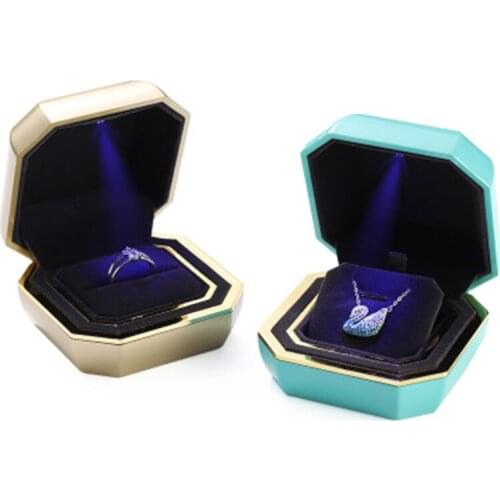 New Luxury LED Jewelry Box High-grade Paint Wedding Ring Pendant Box For Engagement Packaging Women Gift Jewellery