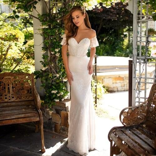 Stunning Lace Mermaid Wedding Dress 2021 Sweetheart Retro Bridal Dresses Applique with Short Detachable Sleeve Plus Size