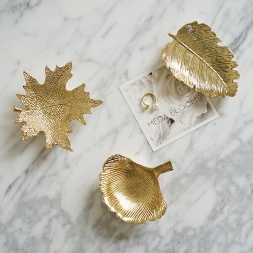Modern Simple Alloy Ashtray phoenix tree leaf Ginkgo leaf Golden jewelry storage basin Home Decor Ash Tray Mini fashion Ashtrays