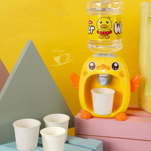 Mini Water Dispenser For Children Kids Cute Cold/Warm Water Juice Drinking Fountain Simulation Little Yellow Duck Kitchen Toy