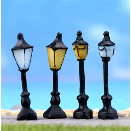 1PCS Vintage Streetlight Lamp Figurines Miniature Craft Fairy Garden Gnome Moss Terrarium Gift DIY Ornament Garden Decoration