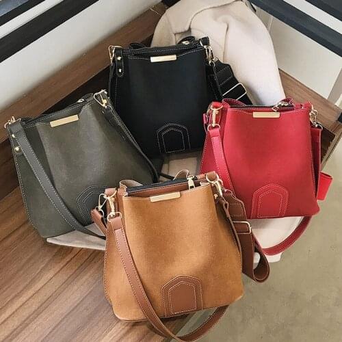 Vintage Scrub Leather Bucket Bags for Women 2021 Trending Designer Crossbody Shoulder Handbags Womens Wide Shoulder Belt Bag