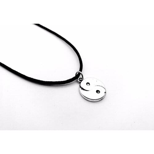 30PCS Cute Chinese style Taiji Bagua pendant Necklace Skyrim Fantastic Ying Yang Tai Chi Gossip Leather Rope Necklaces