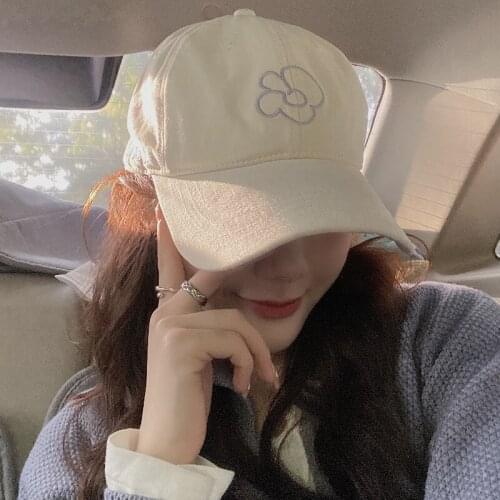 Ladies Soft Top Baseball Cap Japanese INS Flower Embroidered Wild Caps Spring/Summer Outdoor Street Fashion Sun Hat