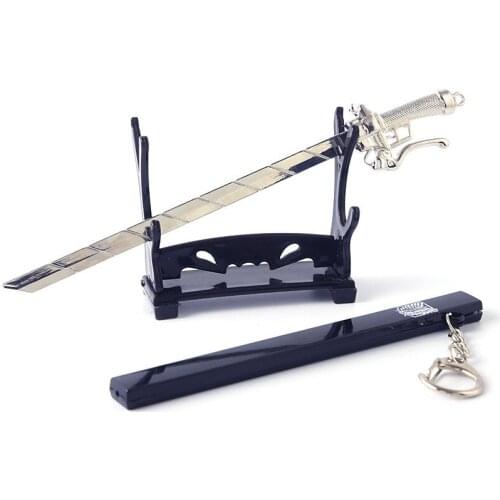 17cm Attack On Titan Weapon Keychain Shingeki No Kyojin Wings of Liberty Key Chain Sword Keyrings Motorcycle Car Keys Men Gifts