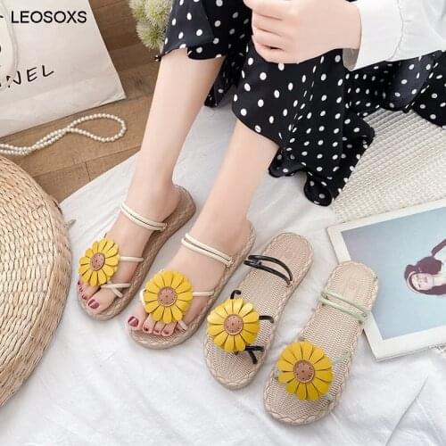 Shoes Woman Summer 2021 New Slippers Sweet Flowers Flat Bottom Two Wear Beach Casual Womens Slippers