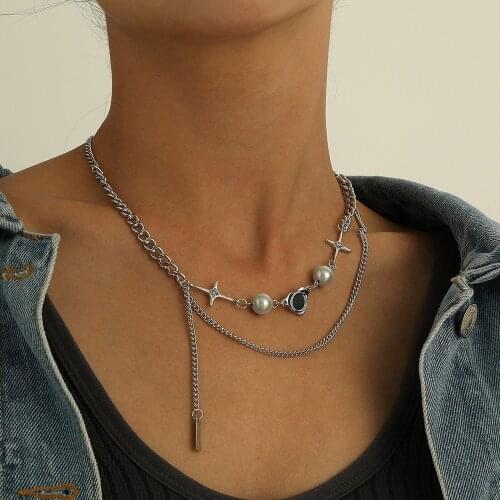 Womens Retro Exaggerated Personality Reflective Pearl Alloy Necklace Temperament Clavicle Chain Pendant Choker Jewelry Collares