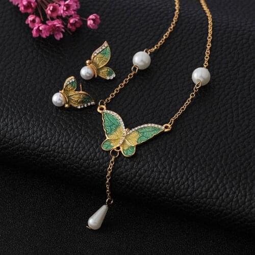Colorful butterfly inlaid rhinestone pendant necklace earrings set fashion exquisite pearl jewelry set gift wholesale
