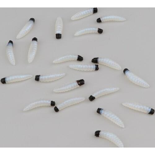20Pcs 28mm Fishing Lure Maggot Grub Soft Baits Worms Artificial Plastic Fishing Lures for Saltwater and Freshwater