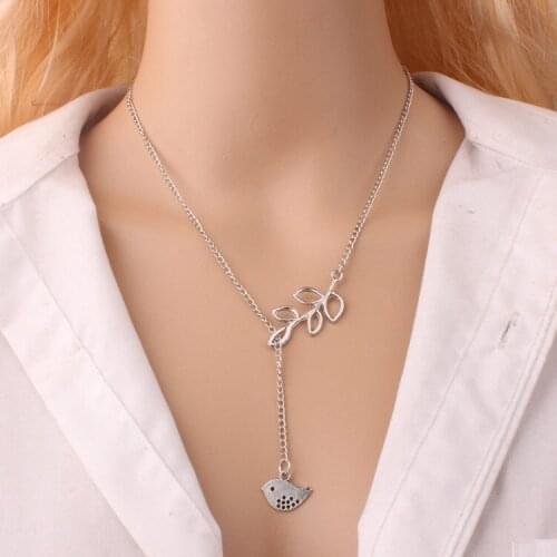 2019 Korean fashion new necklace simple wild alloy leaf bird female wholesale necklace promotion hot sale Pendant Necklace