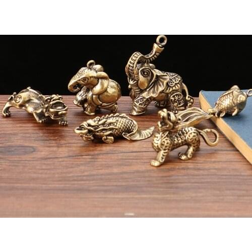 Copper Auspicious Elephant Keychain Pendant Vintage Brass Metal Animal Key Chains Ornaments Keyrings Pendants Key Rings Jewelry