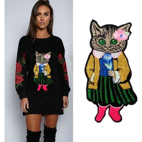 1pcs/lot Cartoon Cat Animal Towel Embroidered Patches for Clothing Sew on Clothes Appliques Stripe Craft Decoratio K327