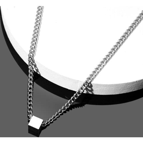 ZHUXUQUN Chokers On The Neck