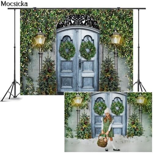 Mocsicka Christmas Blue Wooden Door Photography Background Christmas Tree Backdrop Child Portrait Decoration Props Photo Studio