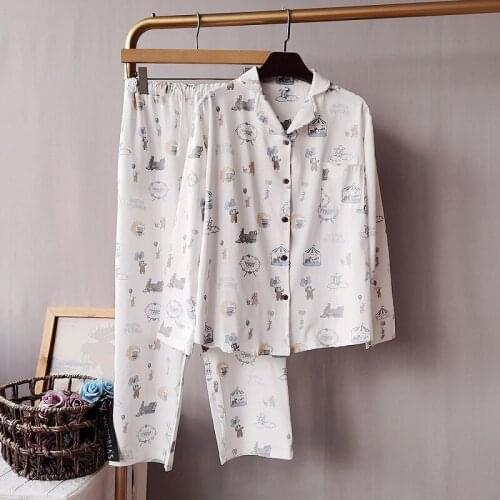 The new ladies spring and summer new long-sleeved trousers pajamas suit, comfortable cotton cardigan lapel loose home wear