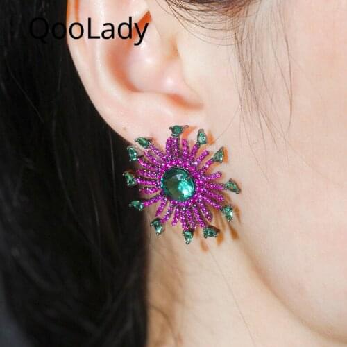 QooLady New Fashion Rose Red Zirconia Firework Stud Earrings Irregular Sun Flower Elegant Women Wedding Jewelry Accessories E196