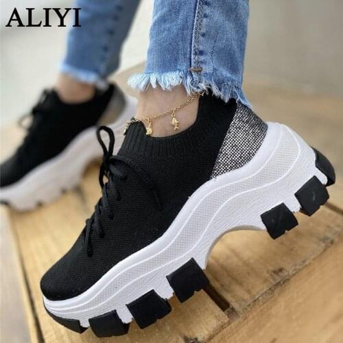 2021 Stylish Sneakers Women Summer Mesh Breathable Ladies Bling Lace Up Sport Shoes 36-43 Large-Sized Walking Running Jump Shoes
