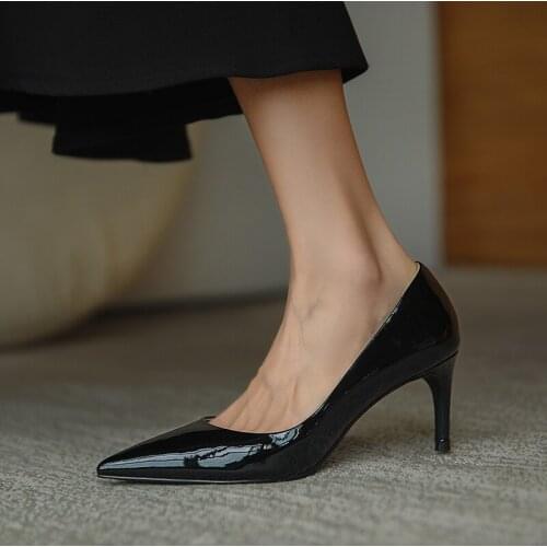 Osunlina Womans Pointed Toe Pumps Elegant 6.5cm High Thin Heels Party Wedding Handmade Patent Leather Fashion Lady Shoes A176