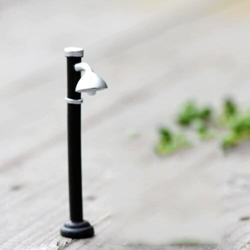 Mini Cute Dollhouse Miniature Metal Street Light Road Garden Lamp Lantern Micro Landscape Mini Garden Home Decor