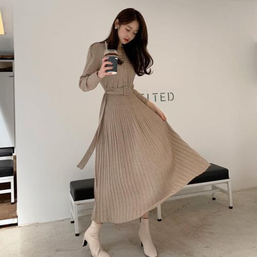 2020 Autumn New Womens Temperament Elegant Long-Sleeved Slim V-Neck Belt All-Match Big Swing Knitted Dress