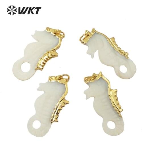 WT-JP185 WKT Natural Shell Pendant Sea Horse Shape Shell Pendant Gold Electroplated Pendant Women Fashion Pendant Jewelry