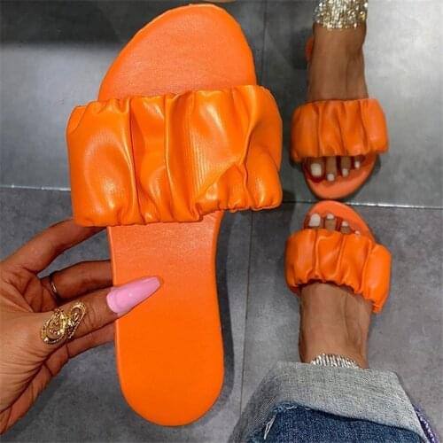 Women Temperament Slippers Pleated Design Charm Open-toe Set Foot 2021 Vacation Beach Flat Sandals Casual Flip Flops Women Shoes