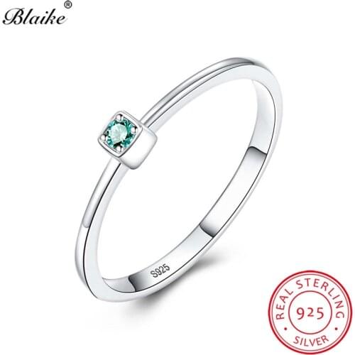 Blaike Girl Minimalist Small Round Green Emerald Stone Wedding Thin Rings For Women Stacking Zircon Engagement Ring Fine Jewelry