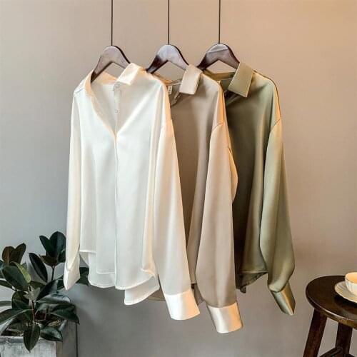 VODA MOMO Silk Blouses