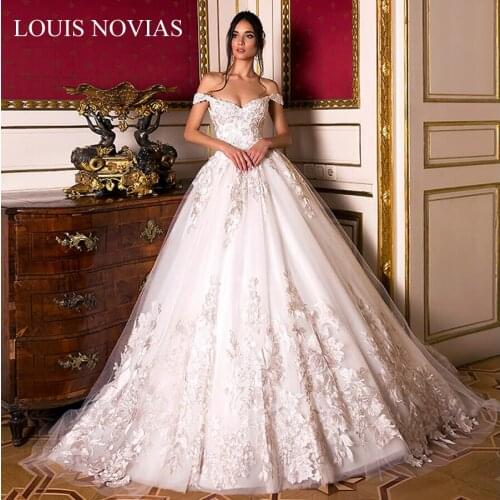 Louis Novias Lace Wedding Dress High Quality Graceful Beach Sleeveless Beading Embroidery Cathedral Royal Train Princess