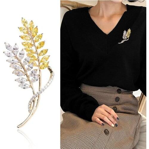 Brooch Pin Dual-color Ear of Wheat Cardigan Brooch Lapel Pin Corsage Brooch Pin Fashion Jewelry Clothes Accessories Beauty Gift