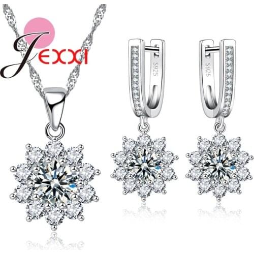 Solid Snowflake Jewelry Set Crystal Shining Flower Pendant Necklace And Earrings Set For Engagement Women