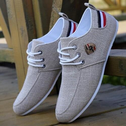Fashion Sports Shoes Walking Mens Shoes Mens Casual Shoes Spring New Lightweight Breathable Casual Canvas Mens Driving Shoes