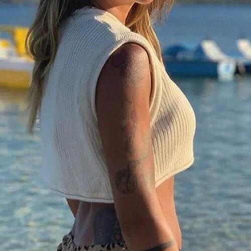 Women Round-neck Short Sleeveless Crop Tops Pullover Sexy Slim Fashion Casual T- Shirts 2021 Solid Knit Female Personality Tank