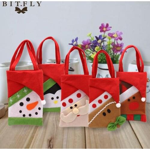 1pcs Non Woven Christmas Snowman Eik Bear Penguin Hangbag Chocolate Candy Gift Bags For New Year Festival Home Party Supply