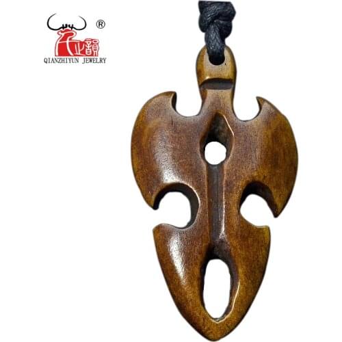 GX052 Hot Sale Primitive tribes jewelry hand-carved axe Choker New Zealand Maori yak bone necklaces woman pendant for gift