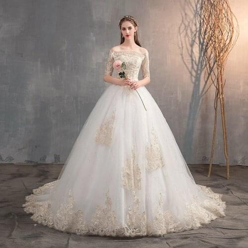 2021 Wedding Dress Off The Shoulder Half Sleeve Wedding Gown Lace Applique Plus Size Simple Wedding Dress Robe De Mariee