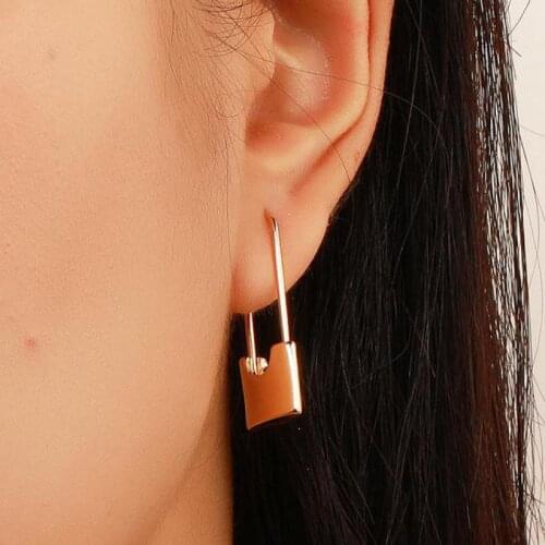 Korean Creative Geometric Pin Earrings Fashion Long Lock Stud Earrings For Women Earing Jewelry Earings Earring Kolczyki A47