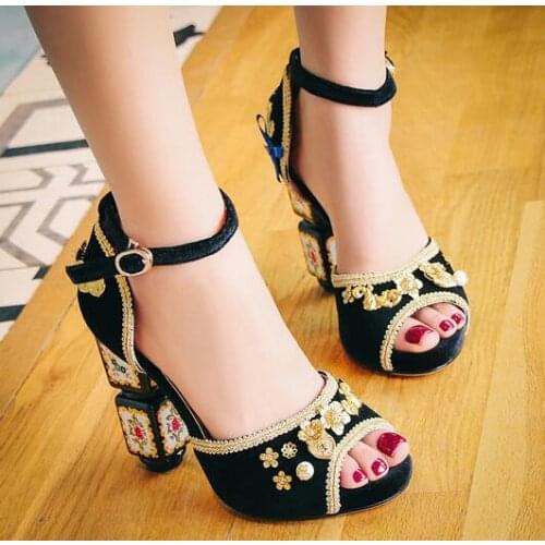 Fashion woman Flowers carved chunky high heel peep toe bukle sandal gold flower beading thick high heel sandal red pink black