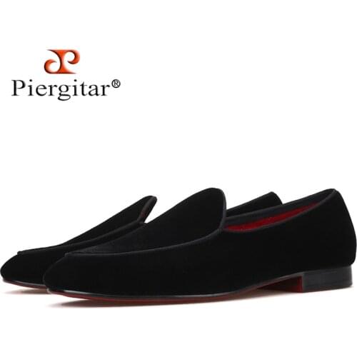 Piergitar brand 2019 Handmade Black colors men velvet shoes Fashion party and wedding mens loafers plus size smoking slippers