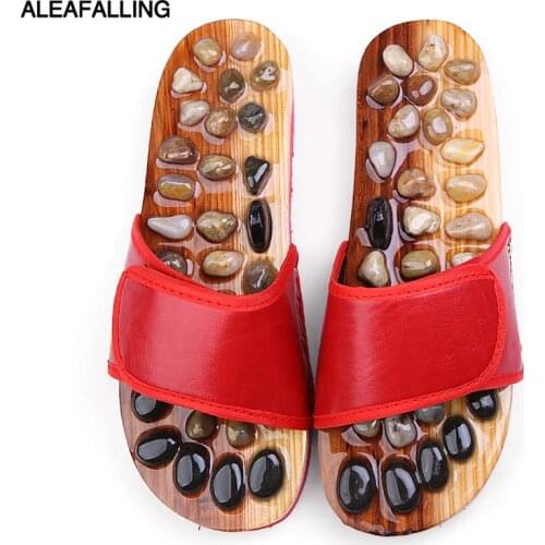 Home foot acupoint health care cobblestone massage slippers summer women couples foot therapy home sandals big size 35-44