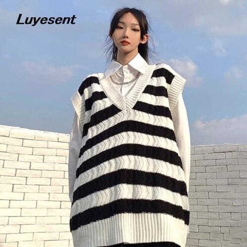 Black White Striped Student Loose Sweater Autumn Girl Preppy Style V Neck Knitted Vest Korean Fashion Cloth Knit Sleeveless Top