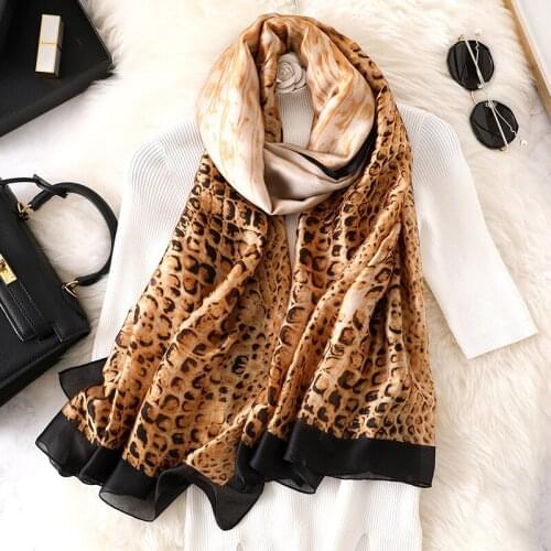 2020 Spring Summer Women Luxury Leopard Silk Scarf Brand Long Bandana Femme Silk Pashmina Shawl Hijab Foulard XZP029