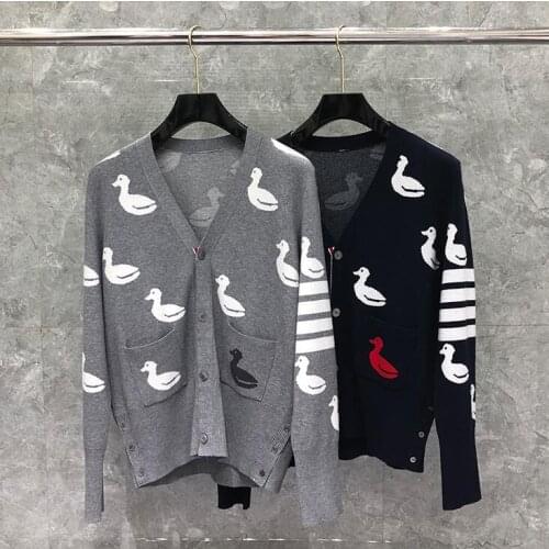 2021 Fashion Brand Sweaters Men Women Slim Fit O-Neck Cardigan Clothing Striped Wool Duck Pattern Winter Casual Coat