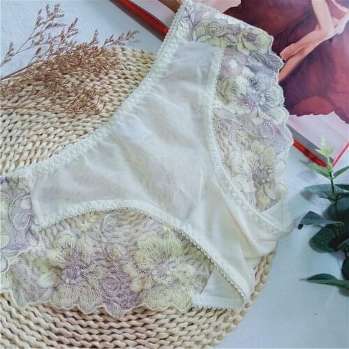Underwear Women Ice Silk Briefs Hip Wrap Hot Cotton CX19 Culotte Femme Non-Trace Sexy Panties Solid Embroidery