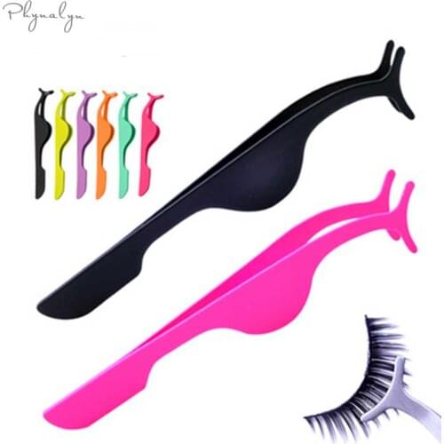 Phynalyn Eyelash Curler