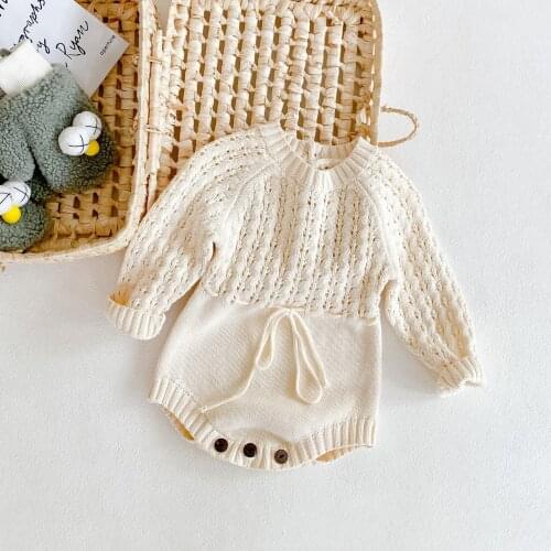 Spring and autumn clothes female baby knitted hollow waist long sleeve Khaki clothes triangular bag fart one-piece clothes