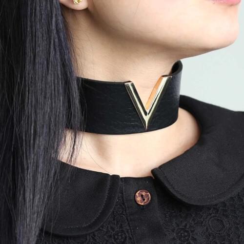 KMVEXO Women Men Cool Handmade Jewelry V Metal Oversized 2019 Choker Leather Collar Bondage Harness Necklace Punk Chockers Gift