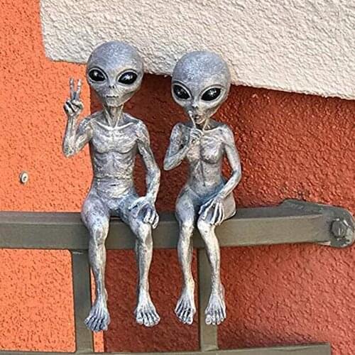 UFO Outer Space Alien Statue Martians Garden Figurine Set For Home Indoor Outdoor Figurines Garden Ornaments figure toys gift